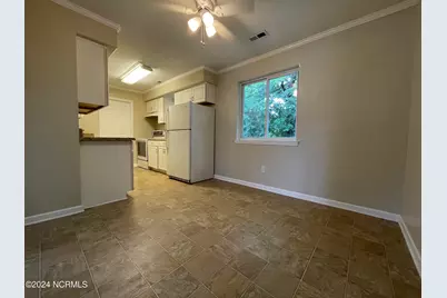 17 Lakewood Court, Jacksonville, NC 28546 - Photo 7