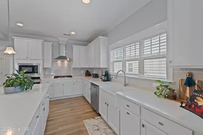 1601 Ladera Point, Sunset Beach, NC 28468 - Photo 17