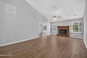 322 Oakland Dr, Wilmington, NC 28405 - Photo 7