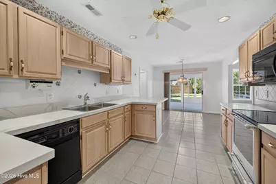 322 Oakland Drive, Wilmington, NC 28405 - Photo 9