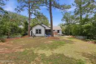 109 Noyes Ave, Morehead City, NC 28557 - Photo 33