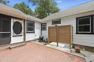 109 Noyes Ave, Morehead City, NC 28557 - Photo 37
