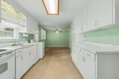 2409 Louisiana Street, Wilmington, NC 28401 - Photo 9