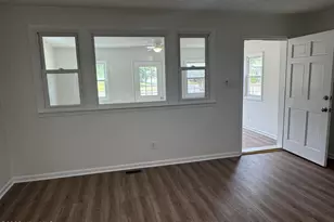 208 Regalwood Dr, Jacksonville, NC 28546 - Photo 3