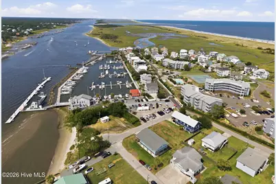 400 Virginia Avenue #305-B, Carolina Beach, NC 28428 - Photo 3