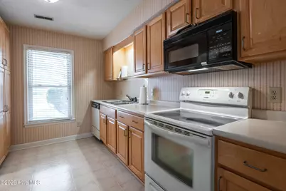 1871 Quail Ridge Road #D, Greenville, NC 27858 - Photo 27