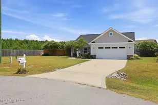 2205 Muir Ct, Greenville, NC 27834 - Photo 3