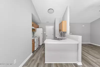 130 Sweetwater Drive, Jacksonville, NC 28540 - Photo 5
