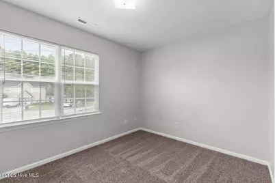 893 W Pueblo Drive, Jacksonville, NC 28546 - Photo 9