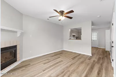 893 W Pueblo Drive, Jacksonville, NC 28546 - Photo 3