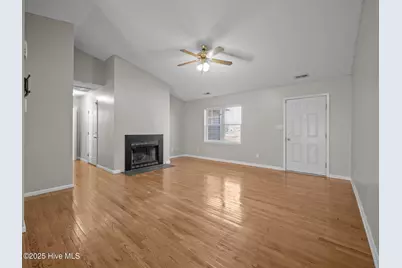 218 Winterberry Court, Jacksonville, NC 28540 - Photo 3