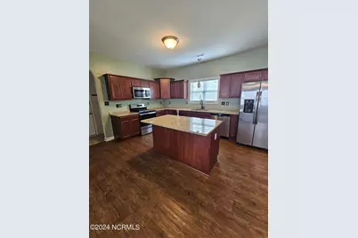833 Tuscarora Trail, Jacksonville, NC 28546 - Photo 7
