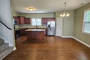 833 Tuscarora Trl, Jacksonville, NC 28546 - Photo 5