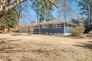 1117 S 1st St, Smithfield, NC 27577 - Photo 5