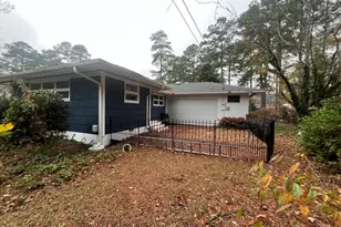 1117 S 1st St, Smithfield, NC 27577 - Photo 9
