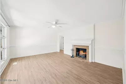 1117 S 1st Street, Smithfield, NC 27577 - Photo 17