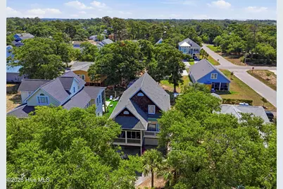 204 NE 60th Street, Oak Island, NC 28465 - Photo 7