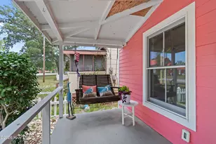 209 W St George St, Southport, NC 28461 - Photo 11