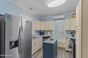 209 W St George St, Southport, NC 28461 - Photo 19