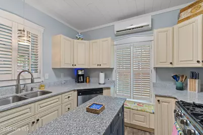209 W St George Street, Southport, NC 28461 - Photo 21