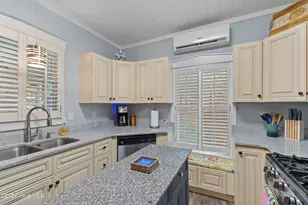 209 W St George St, Southport, NC 28461 - Photo 21