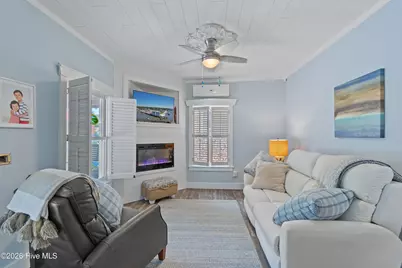 209 W St George Street, Southport, NC 28461 - Photo 13