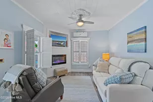 209 W St George St, Southport, NC 28461 - Photo 13