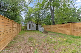 209 W St George St, Southport, NC 28461 - Photo 45