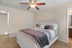 131 Glen Cannon Drive, Jacksonville, NC 28546 - Photo 17