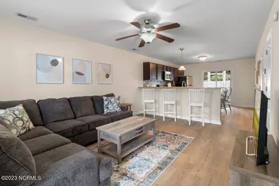 131 Glen Cannon Drive, Jacksonville, NC 28546 - Photo 5