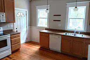 180 N May St, Southern Pines, NC 28387 - Photo 11