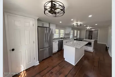 128 Peterson Hill Avenue, Burgaw, NC 28425 - Photo 5