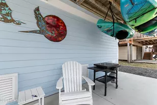 214 Brunswick Ave W, Holden Beach, NC 28462 - Photo 11