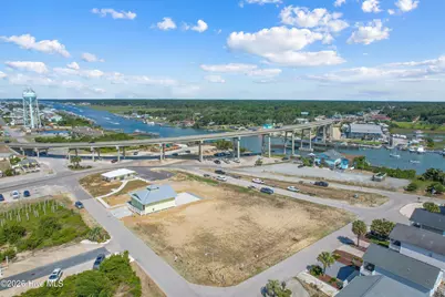 214 Brunswick Avenue W, Holden Beach, NC 28462 - Photo 87