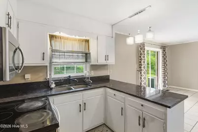 3020 Madison Avenue, New Bern, NC 28562 - Photo 11