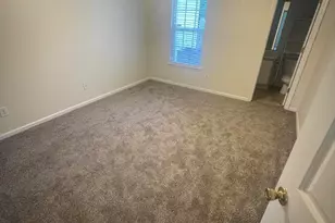 300 Pinegrove Ct, Jacksonville, NC 28546 - Photo 7