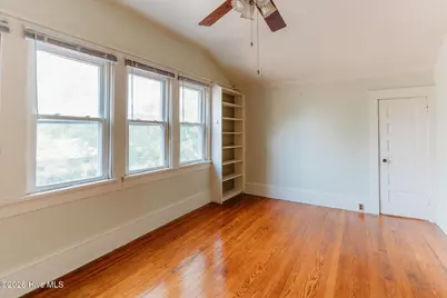 301 Whitehead Avenue NE, Wilson, NC 27893 - Photo 17