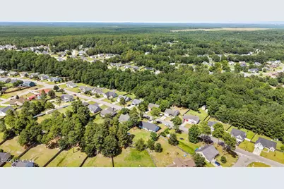 207 Somerset Drive, Raeford, NC 28376 - Photo 5