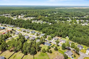 207 Somerset Dr, Raeford, NC 28376 - Photo 5