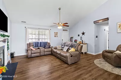 207 Somerset Drive, Raeford, NC 28376 - Photo 13