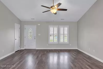 202 Cottage Brook Court, Richlands, NC 28574 - Photo 5