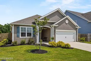 504 Edgewater Wy, Surf City, NC 28445 - Photo 3