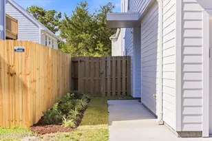 505 Greenville Ave, Carolina Beach, NC 28428 - Photo 33