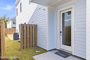 505 Greenville Ave, Carolina Beach, NC 28428 - Photo 37