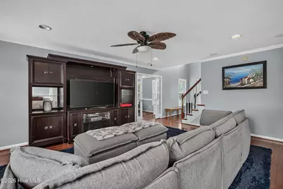 300 Londonberry Lane, Jacksonville, NC 28540 - Photo 9
