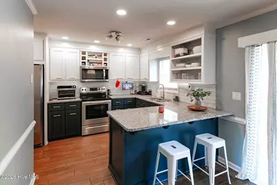 1035 Spring Forest Road #D2, Greenville, NC 27834 - Photo 3