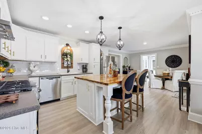 113 Essex Drive, Winterville, NC 28590 - Photo 5