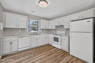 1544 Lanvale Road NE, Leland, NC 28451 - Photo 9