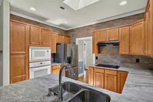 1127 Avebury Ct, Leland, NC 28479 - Photo 17