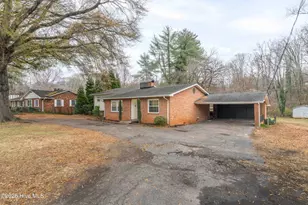 5251 Silas Creek Pkwy, Winston Salem, NC 27106 - Photo 1